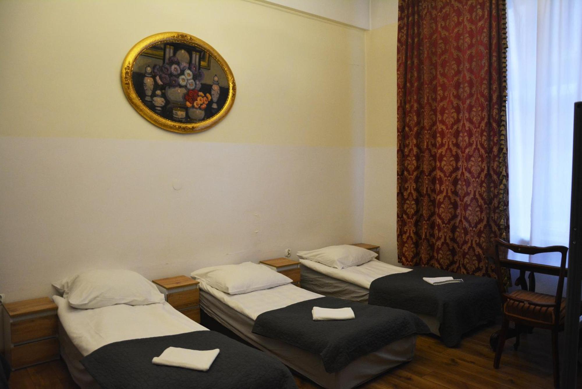 Vavelsky Apartments - Old Town Krakau Buitenkant foto