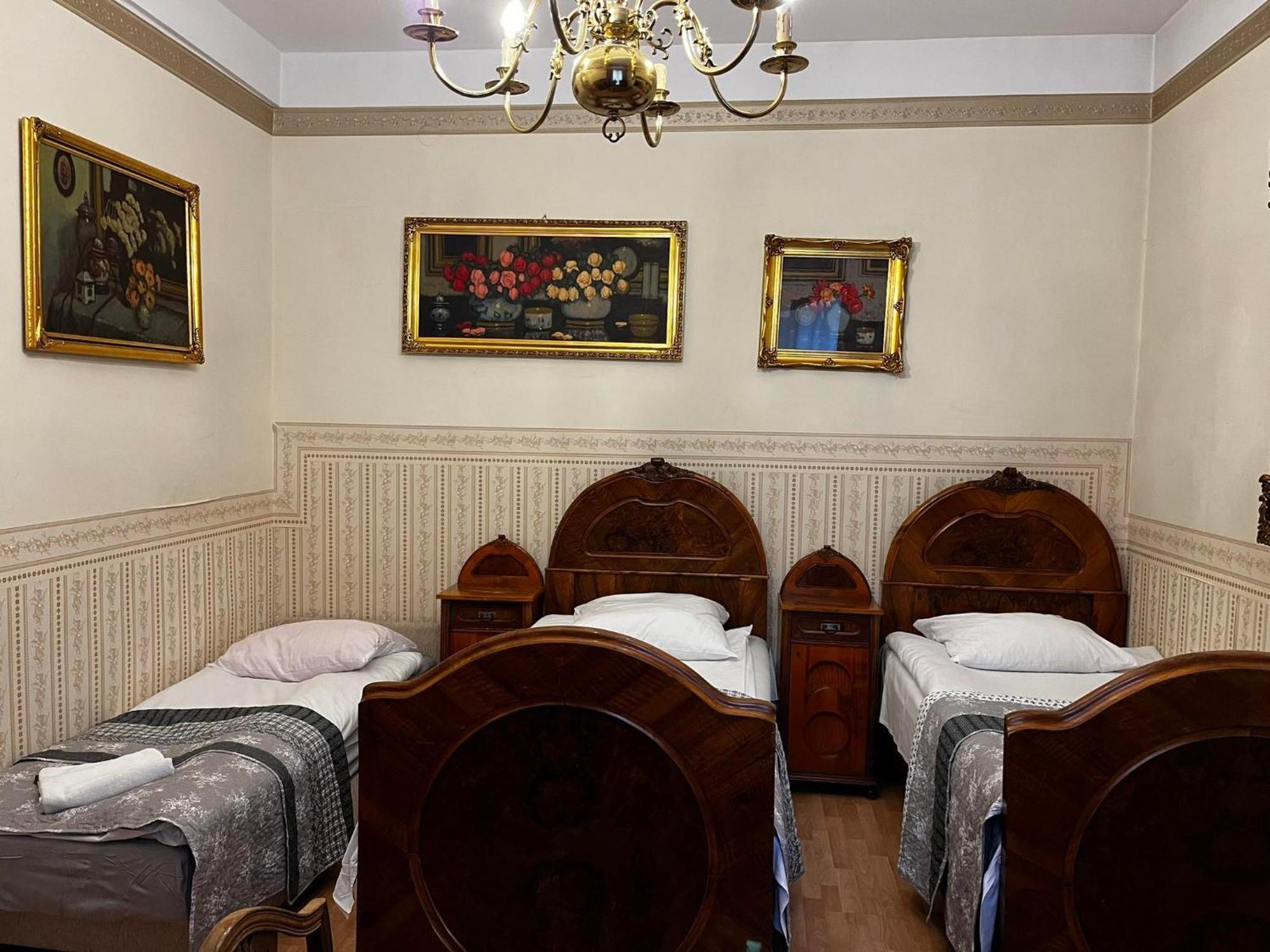 Vavelsky Apartments - Old Town Krakau Buitenkant foto