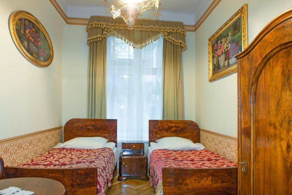 Vavelsky Apartments - Old Town Krakau Buitenkant foto