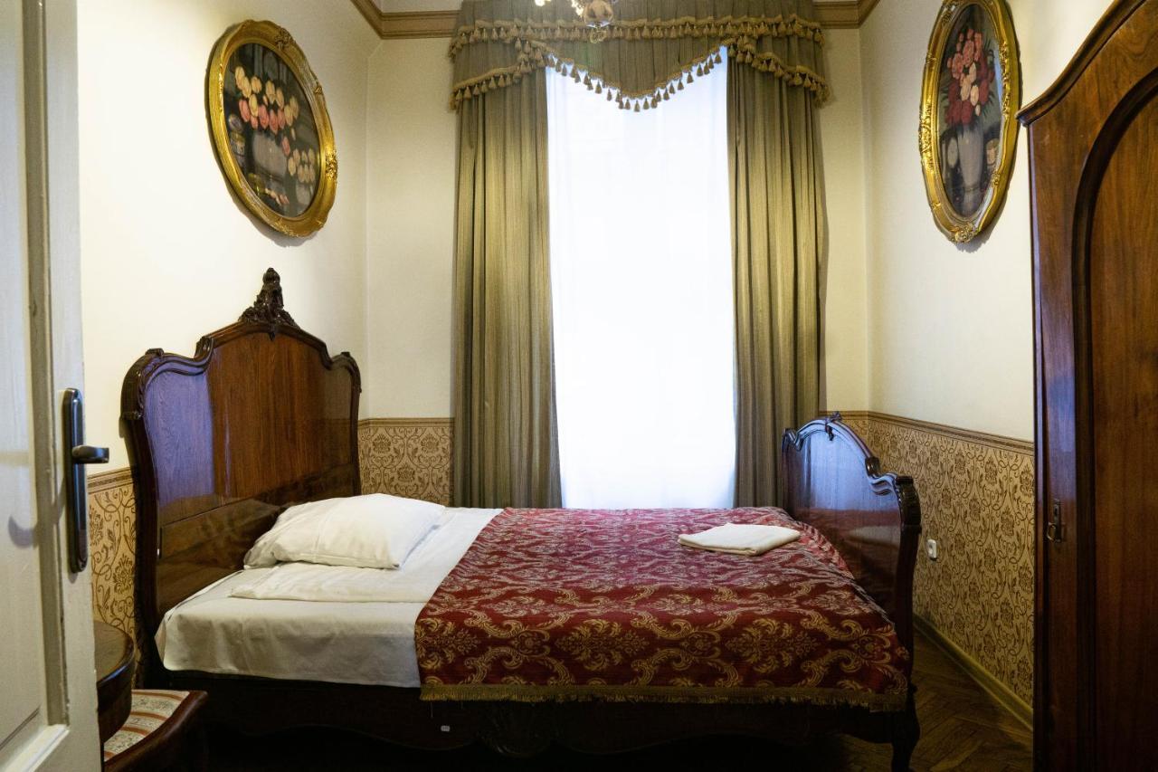 Vavelsky Apartments - Old Town Krakau Buitenkant foto