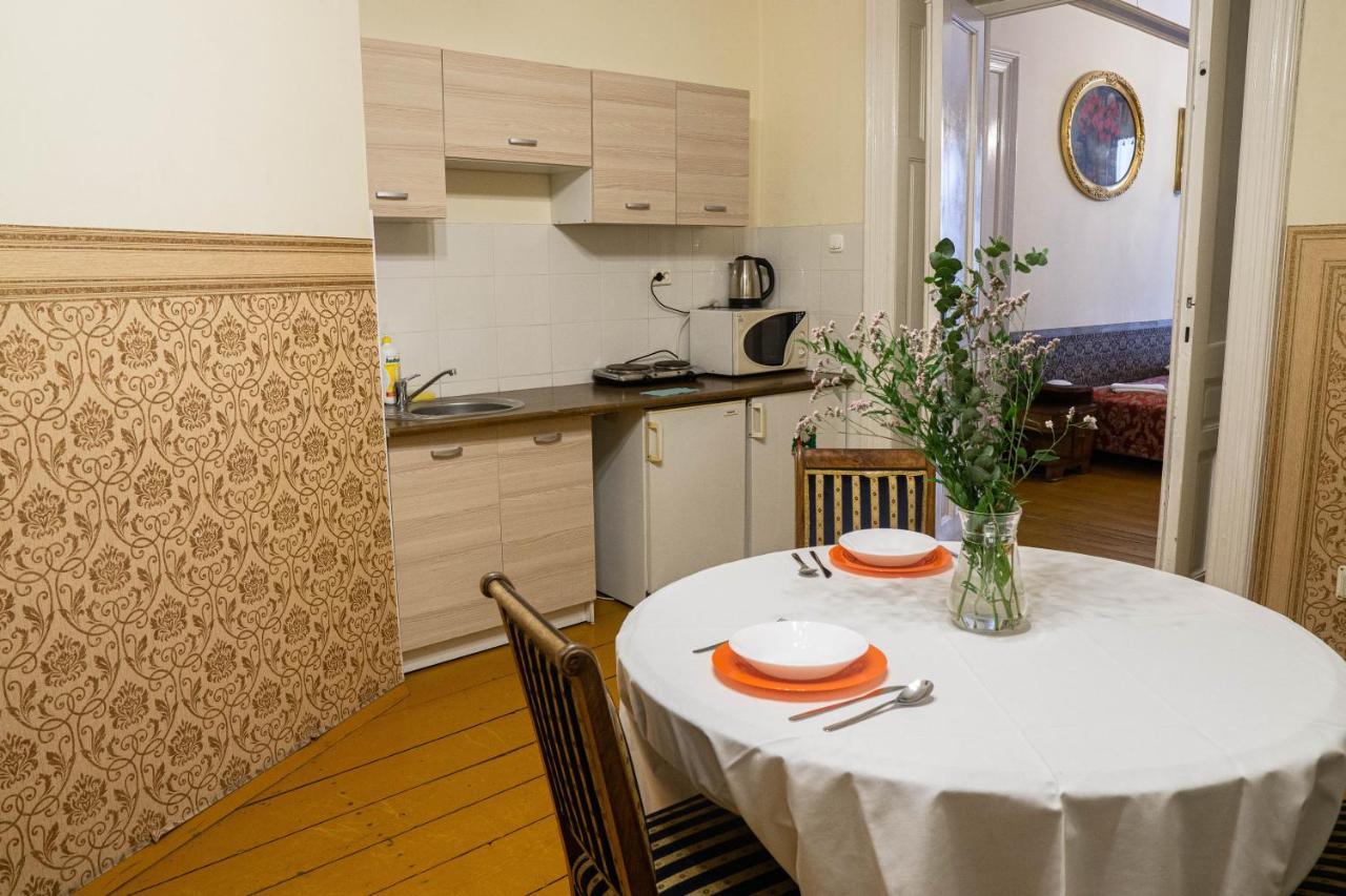 Vavelsky Apartments - Old Town Krakau Buitenkant foto